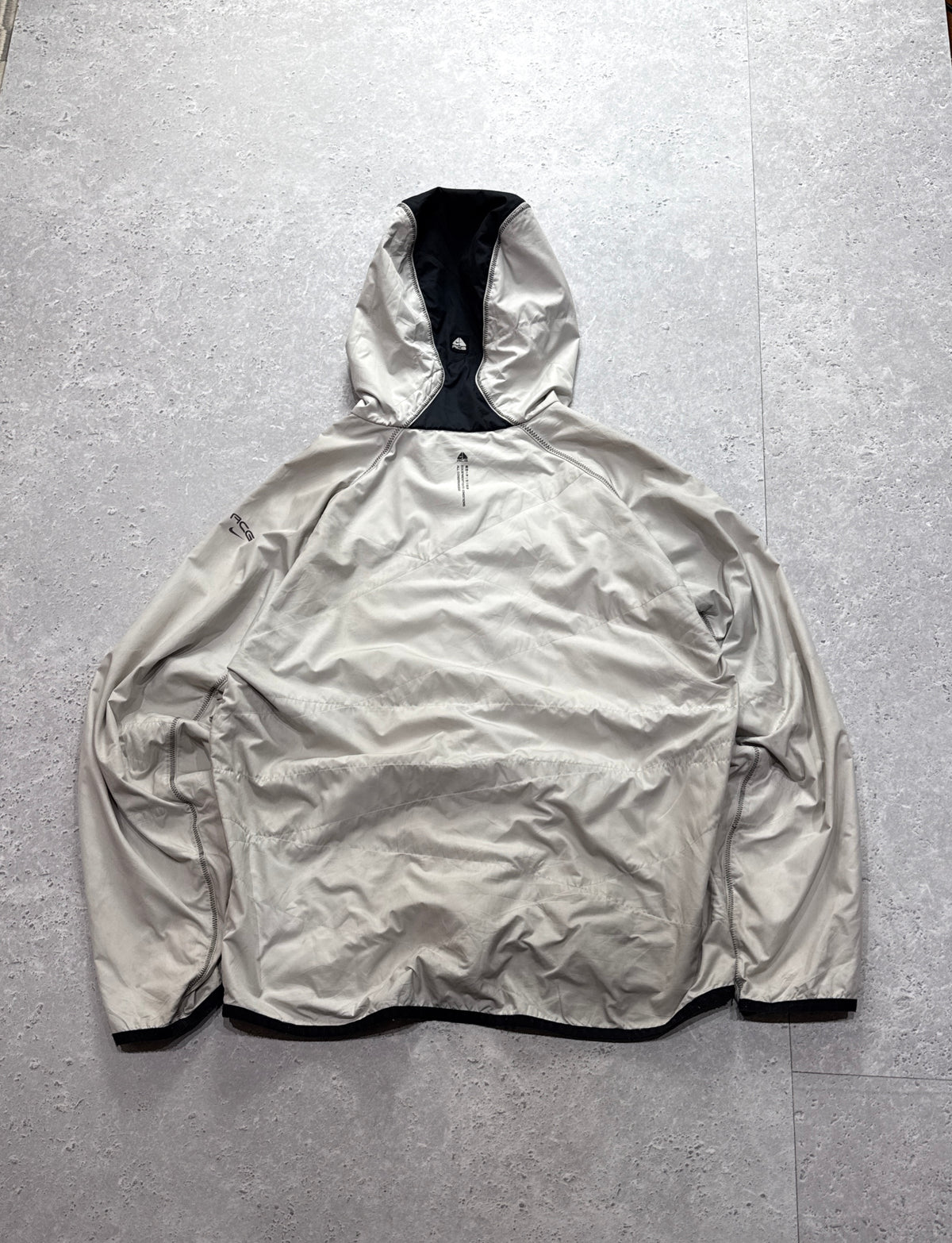 Vintage Nike ACG Utility Windbreaker Jacket (XL)