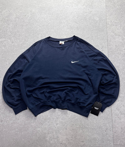 Vintage 90s Nike Essential Sweater (M)