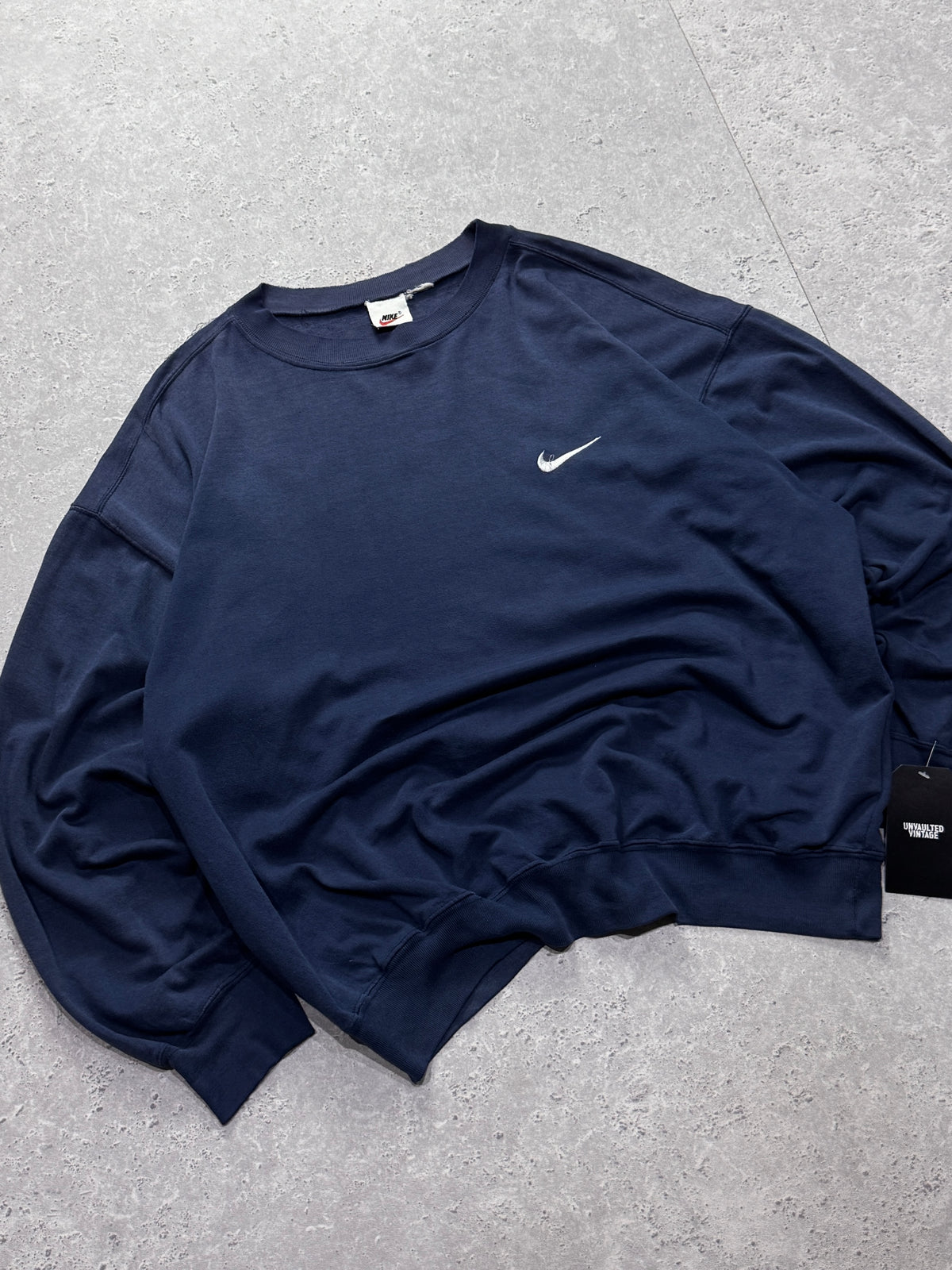 Vintage 90s Nike Essential Sweater (M)