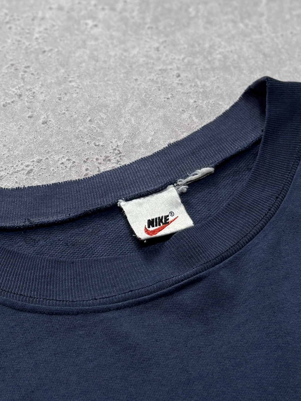 Vintage 90s Nike Essential Sweater (M)