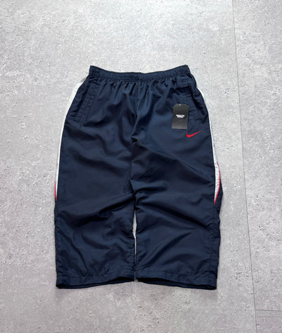 Vintage 2000s Nike 3/4 Track Shorts (L)