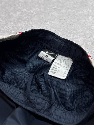 Vintage 2000s Nike 3/4 Track Shorts (L)