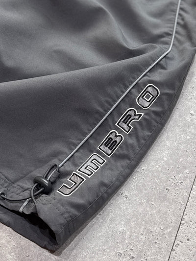 Vintage 2000s Umbro Spellout Adjustable 3/4 Track Shorts (L)