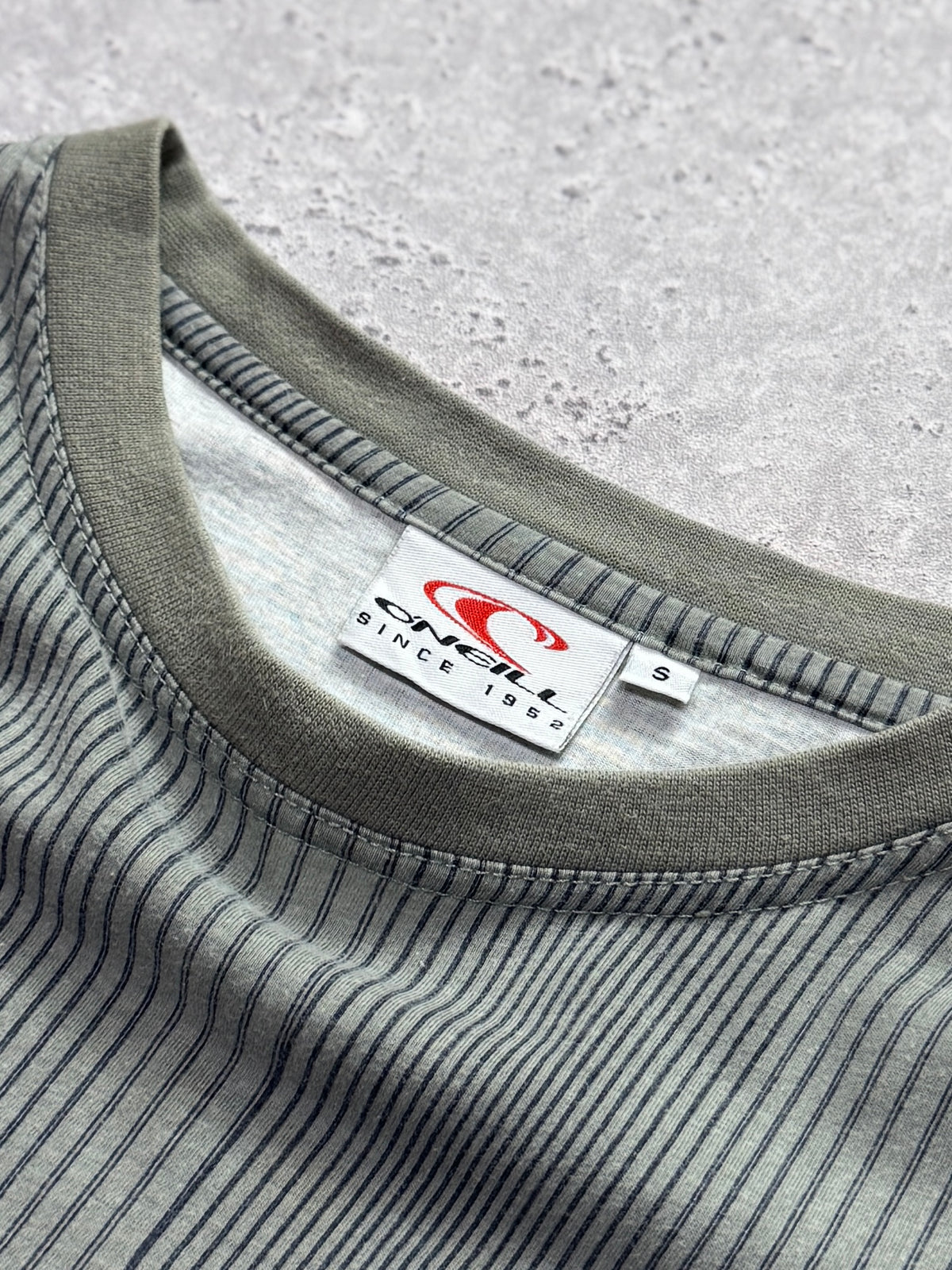 Vintage 90s O’Neill Striped Surfwear Tee (M)