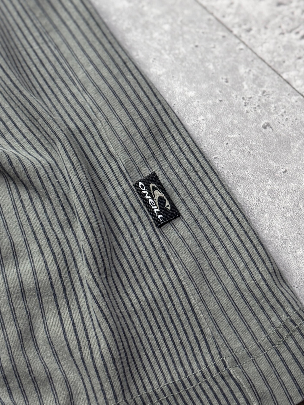 Vintage 90s O’Neill Striped Surfwear Tee (M)