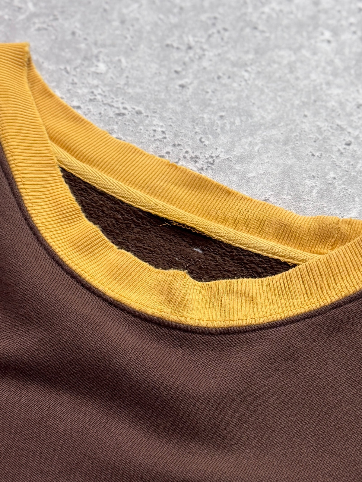 Vintage 2000s Stussy Spellout Raglan Sweater (M)