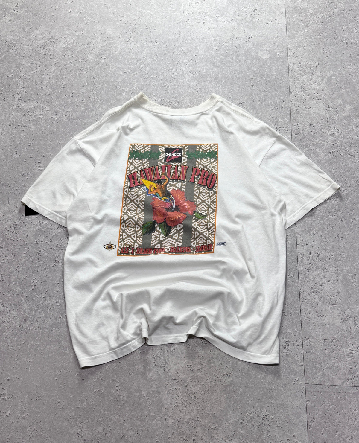 Vintage 2000s Hawaiian Pro Surfing Tee (XXL)