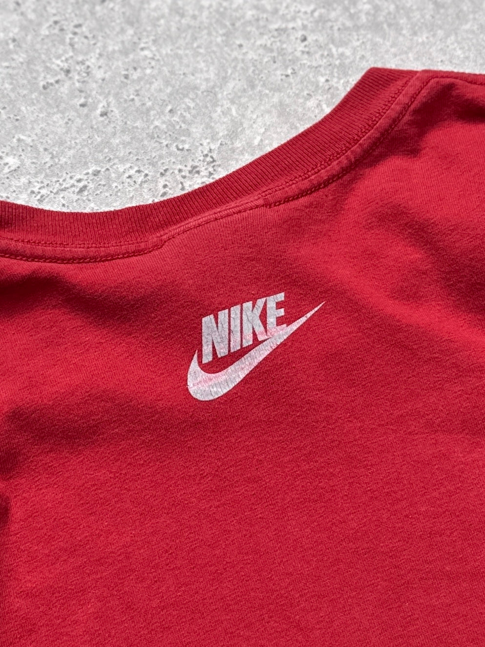 Vintage Y2K Nike Spellout Tee (L)
