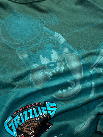 Vintage 90s Taz X Vancouver Grizzlies NBA Graphic Tee (L)