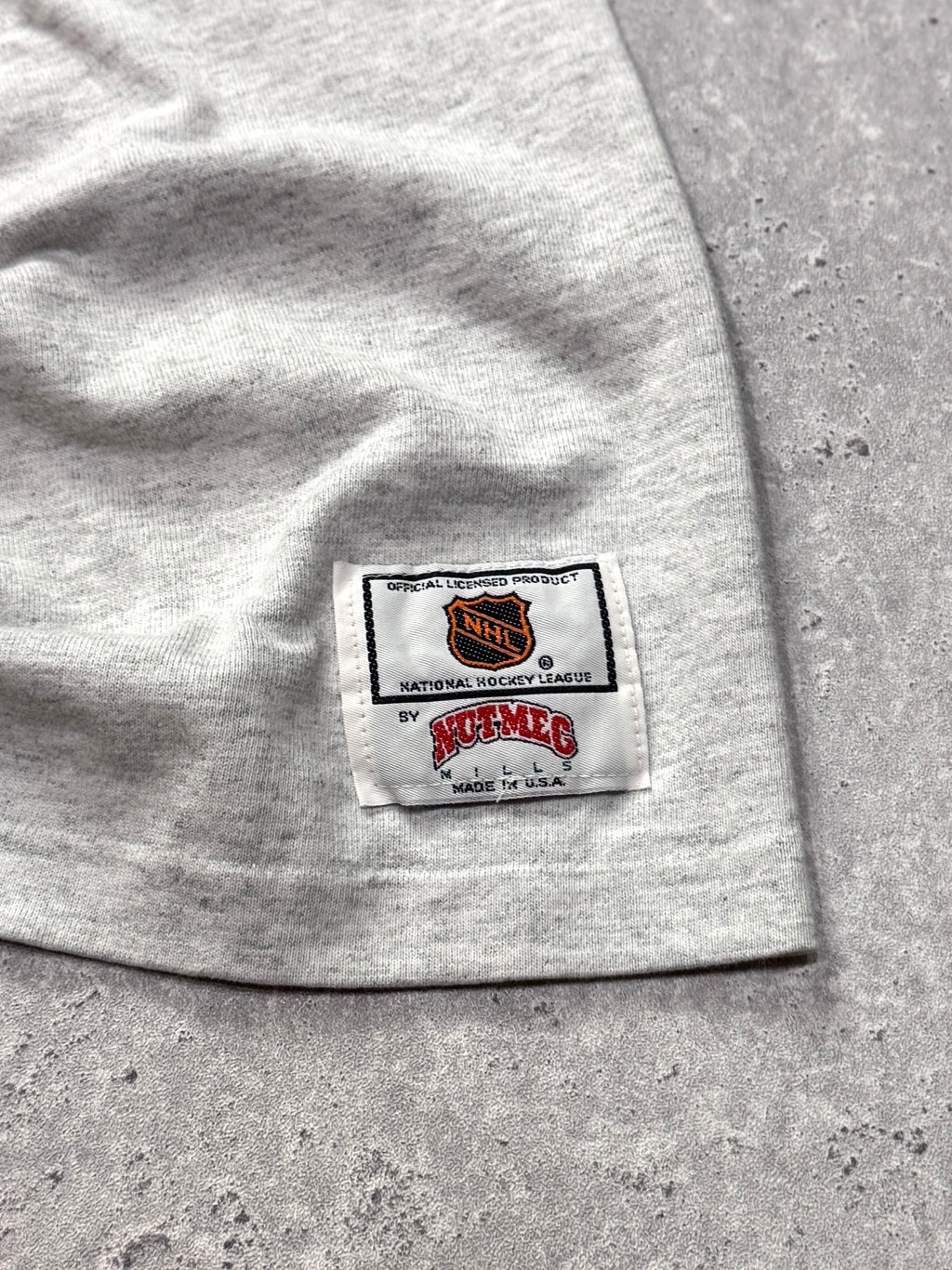 Vintage 90s Nutmeg X San Jose Sharks MLB Tee (L)