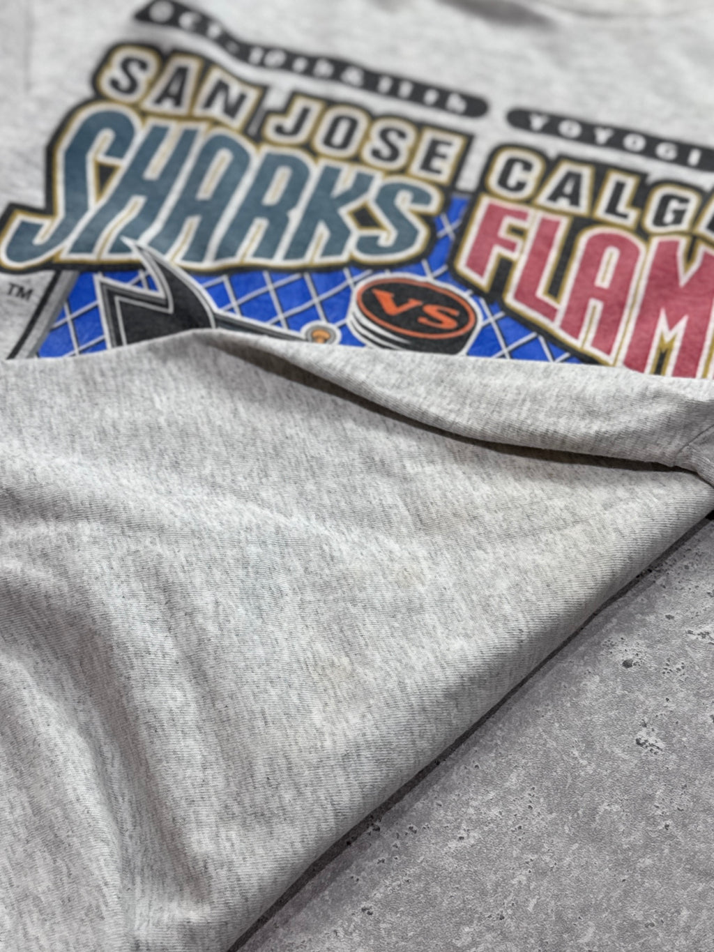 Vintage 90s San Jose Sharks Vs Calgary Flames NHL Tee (L)