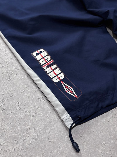 Vintage 2000s Umbro X England Football 3/4 Track Shorts (L)