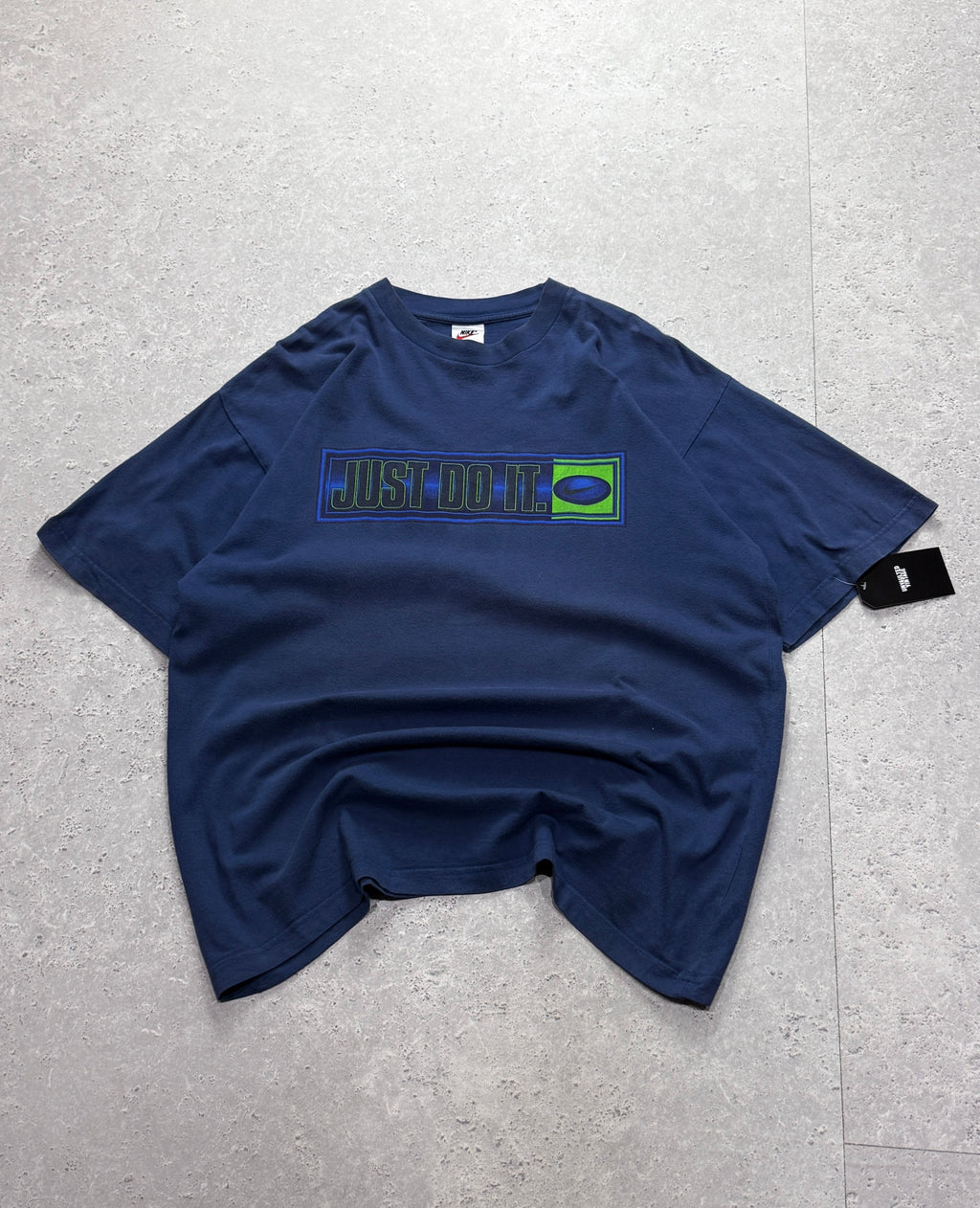 Vintage 90s Nike Just Do It Spellout Tee (L)