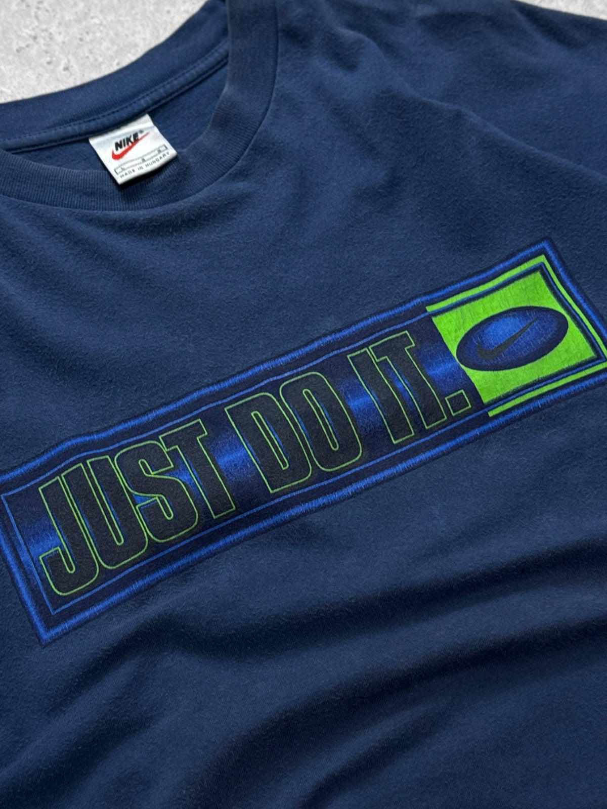 Vintage 90s Nike Just Do It Spellout Tee (L)