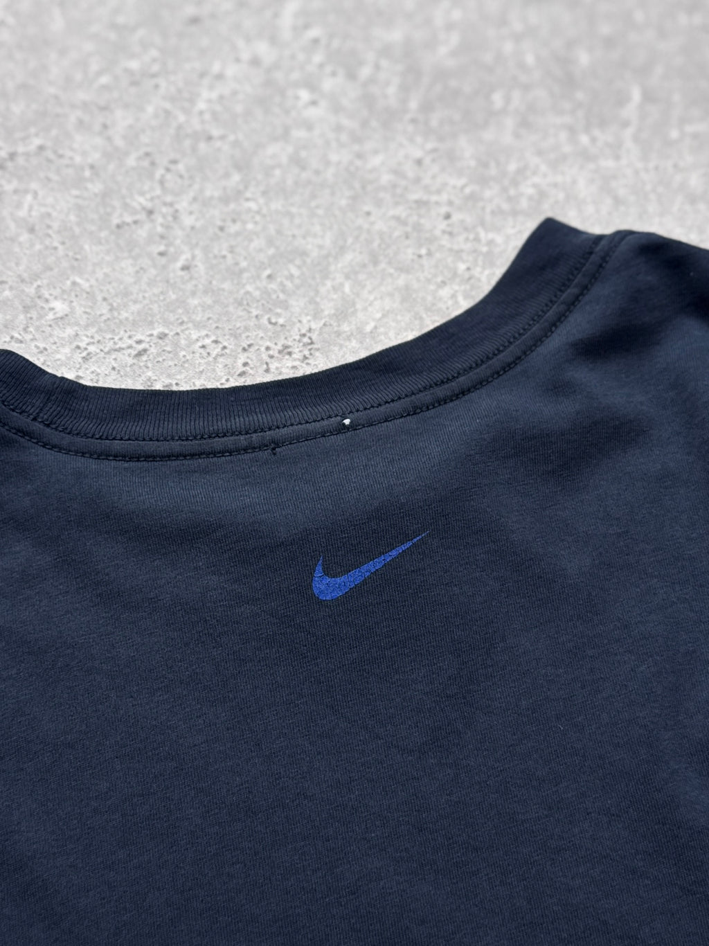 Vintage 2000s Nike Tuned Air Spellout Tee (L)