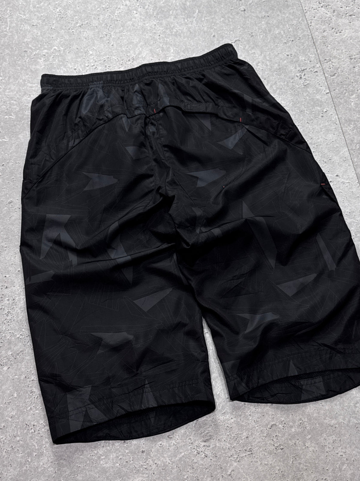 Vintage 2000s Nike Track Shorts (M)
