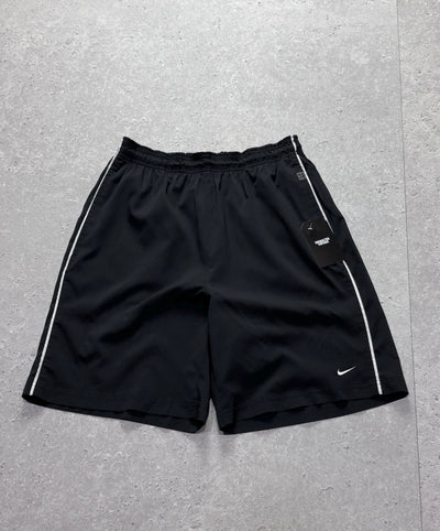 Vintage 2000s Nike Tennis Track Shorts (M)