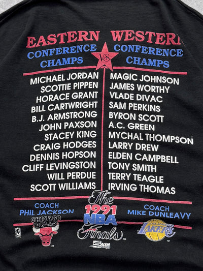 Vintage 1991 NBA Finals Michael Jordan Vs Magic Johnson Tee (XL)