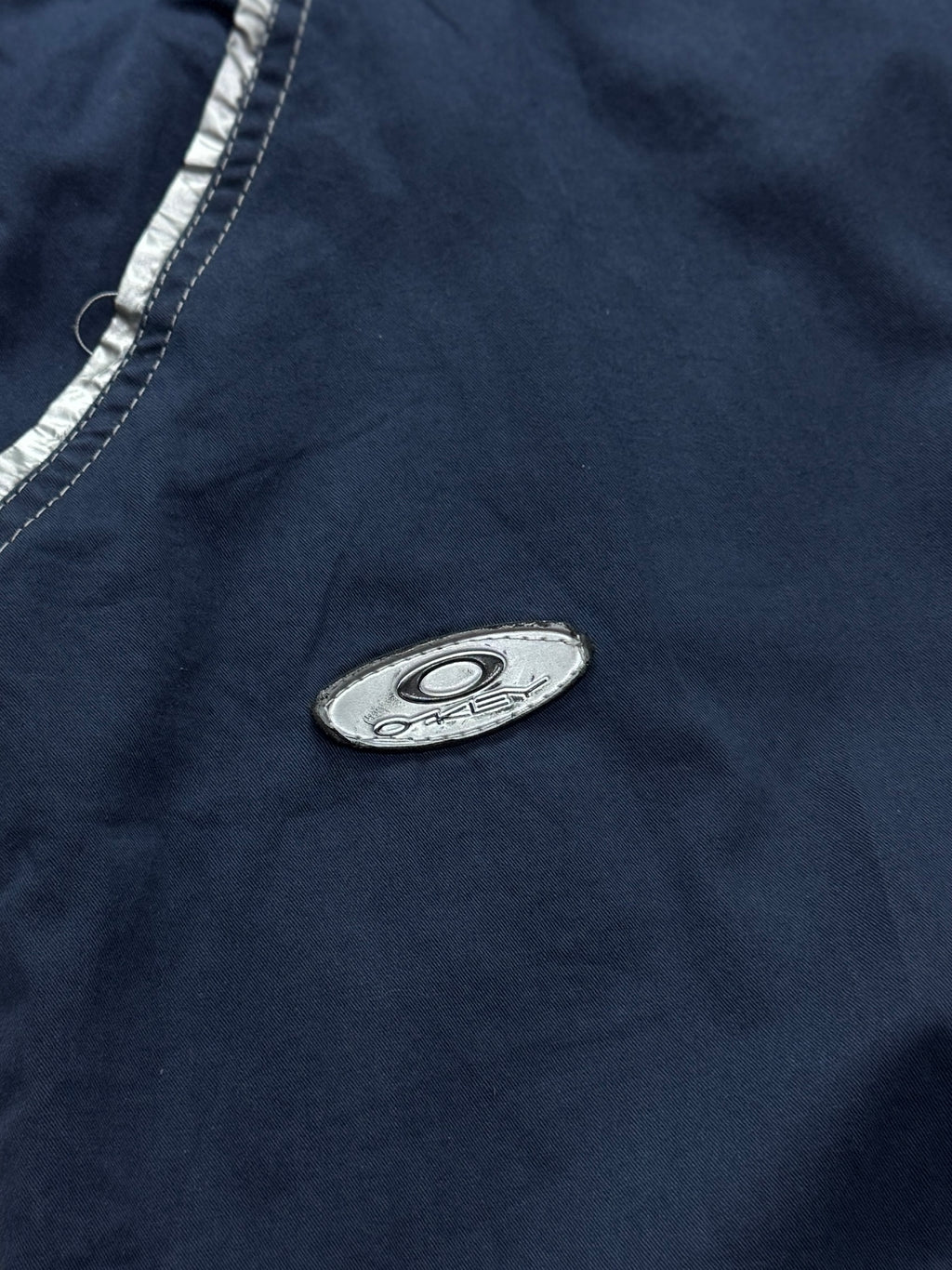 Vintage Y2K Oakley Cargo Shorts (32”)