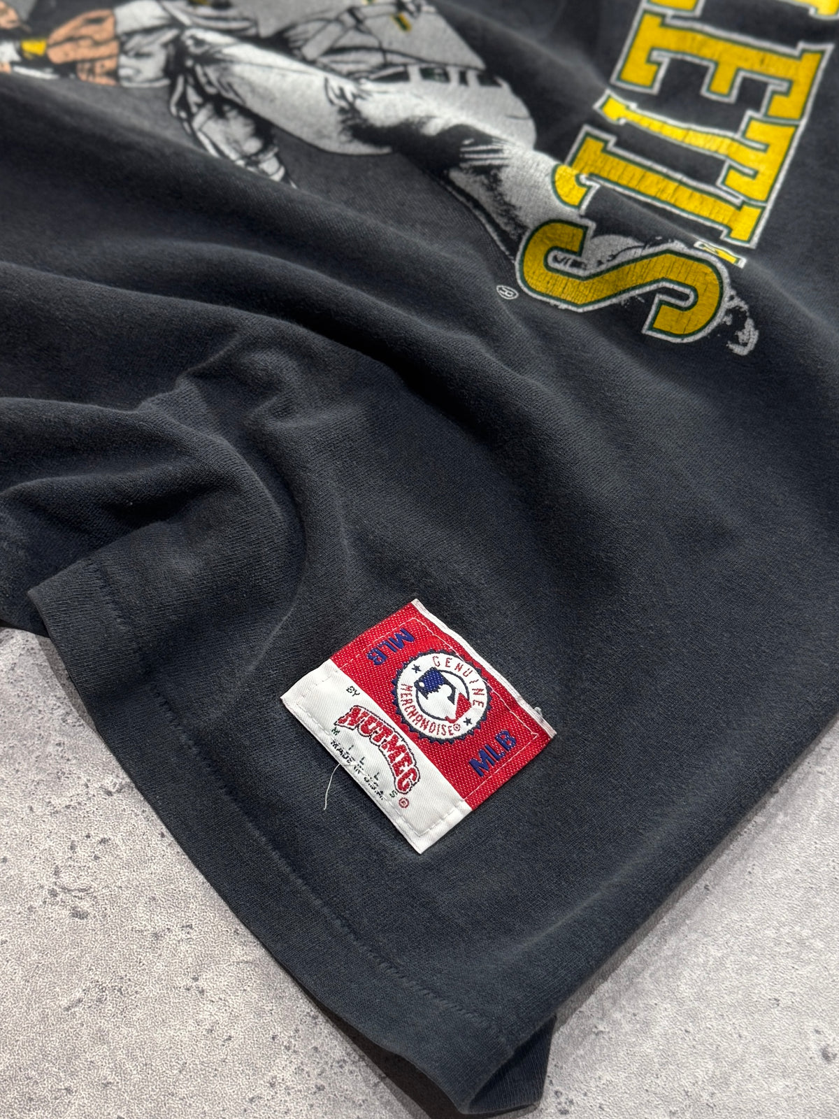 Vintage 90s Oakland Athletics MLB Black Graphic Tee (L)