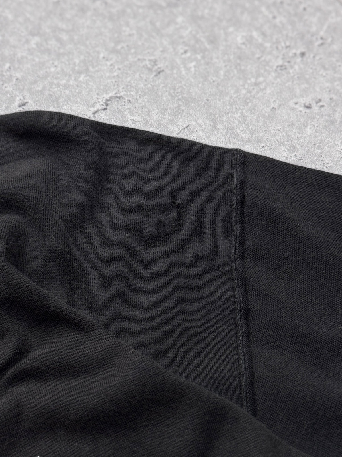 Vintage 2000s Carhartt  Black Logo Tee (L)