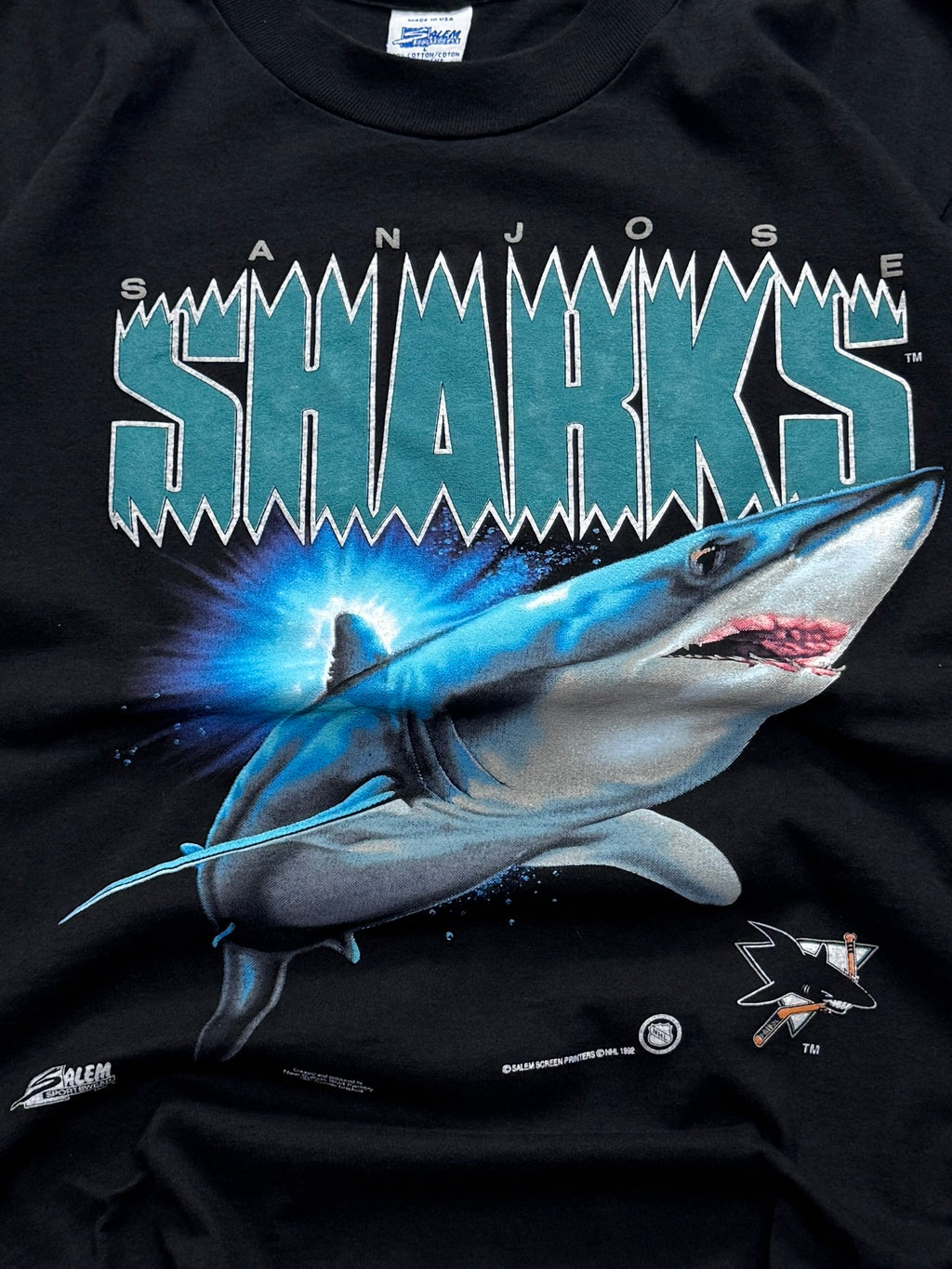 Vintage 1992 Salem X San Jose Sharks NHL Graphic Tee (M)