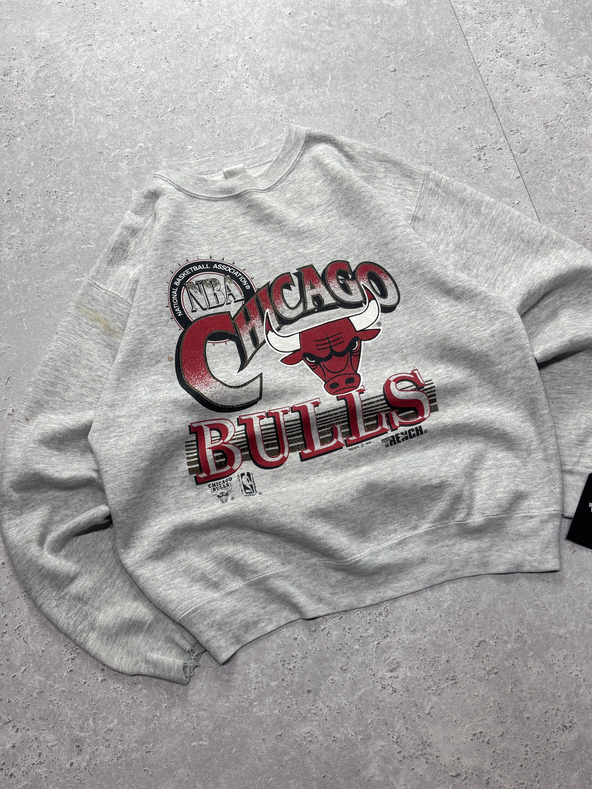 Vintage 90s Chicago Bulls NBA Logo Sweater (M)