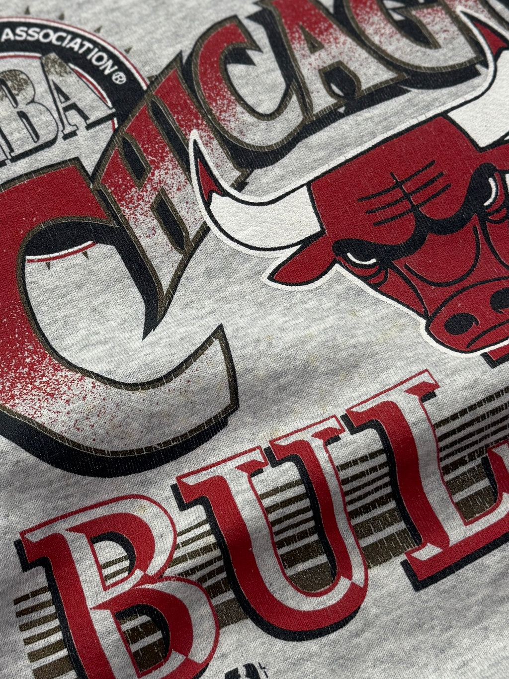 Vintage 90s Chicago Bulls NBA Logo Sweater (M)