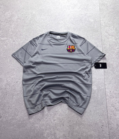 Vintage 2000s Nike X Barcelona FC Training Jersey (M)