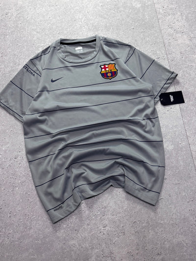 Vintage 2000s Nike X Barcelona FC Training Jersey (M)