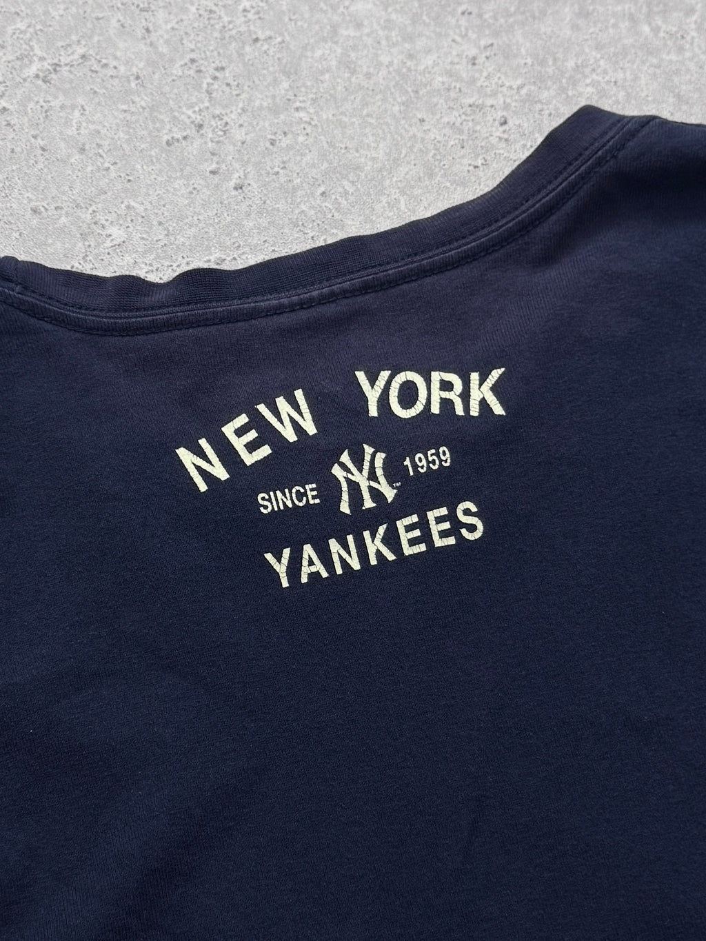 Vintage 2000s New York Yankees Navy Long Sleeve Tee (XL)