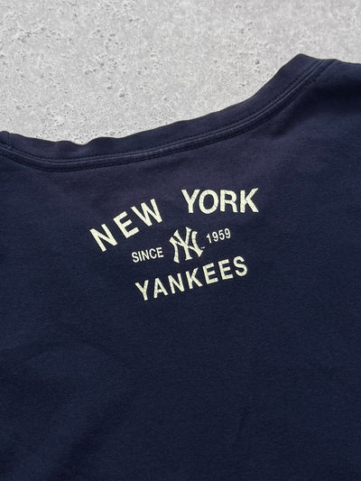 Vintage 2000s New York Yankees Navy Long Sleeve Tee (XL)