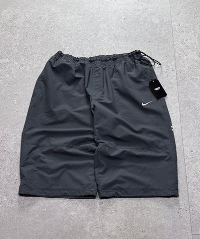 Vintage 2000s Nike Air 3/4 Adjustable Track Shorts (XL)
