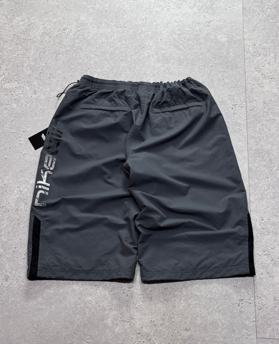 Vintage 2000s Nike Air 3/4 Adjustable Track Shorts (XL)