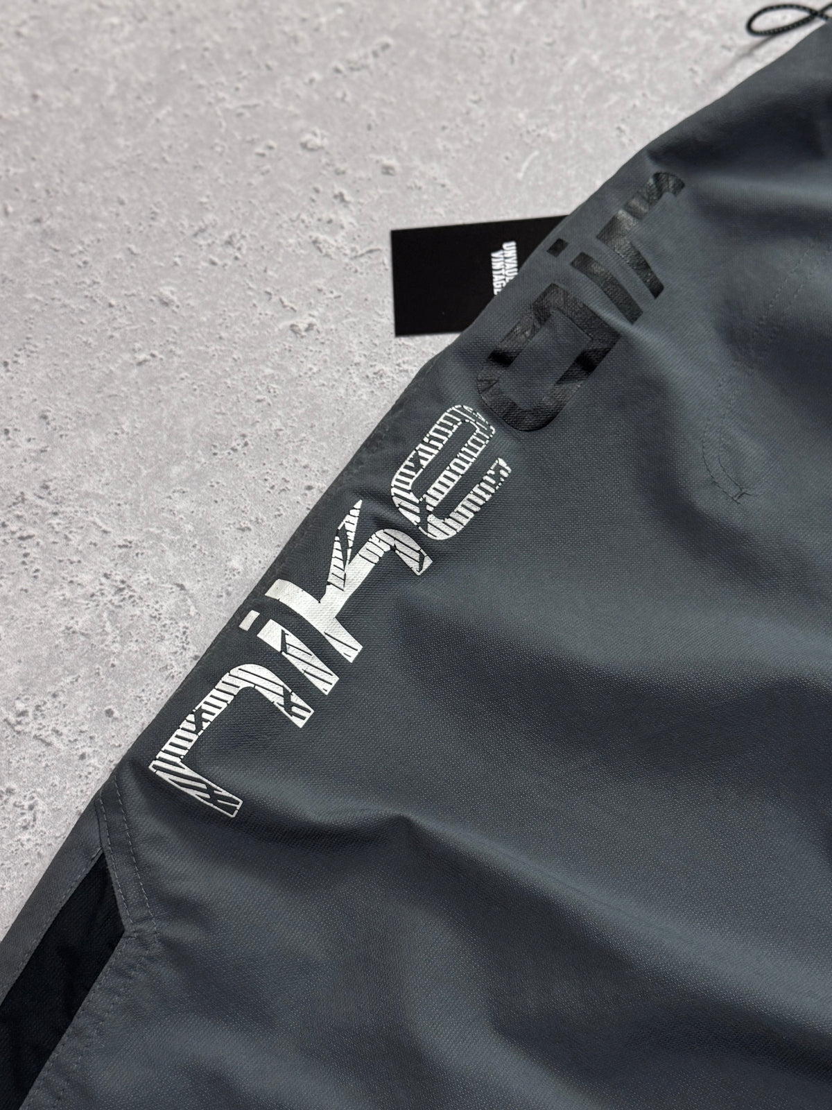 Vintage 2000s Nike Air 3/4 Adjustable Track Shorts (XL)