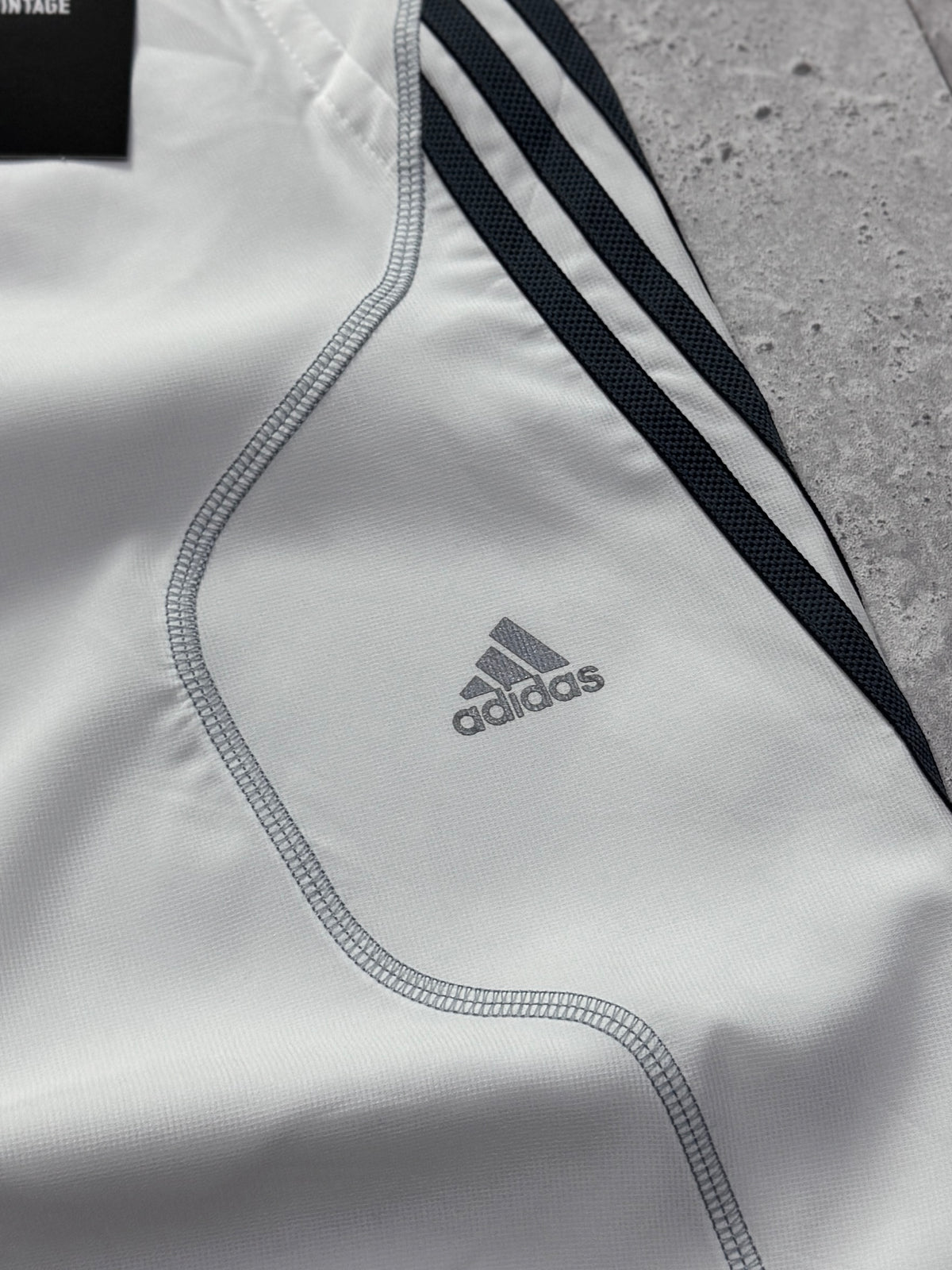 Vintage 2000s Adidas 3/4 Track Shorts (XL)