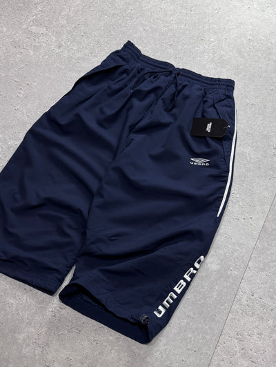Vintage 2000s Umbro Spellout 3/4 Track Shorts (M)