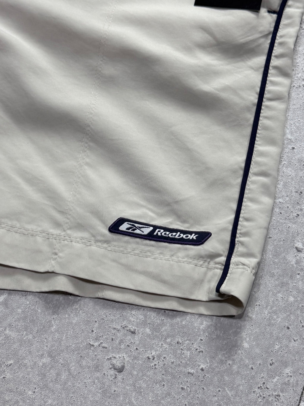 Vintage 2000s Reebok Track Shorts (L)