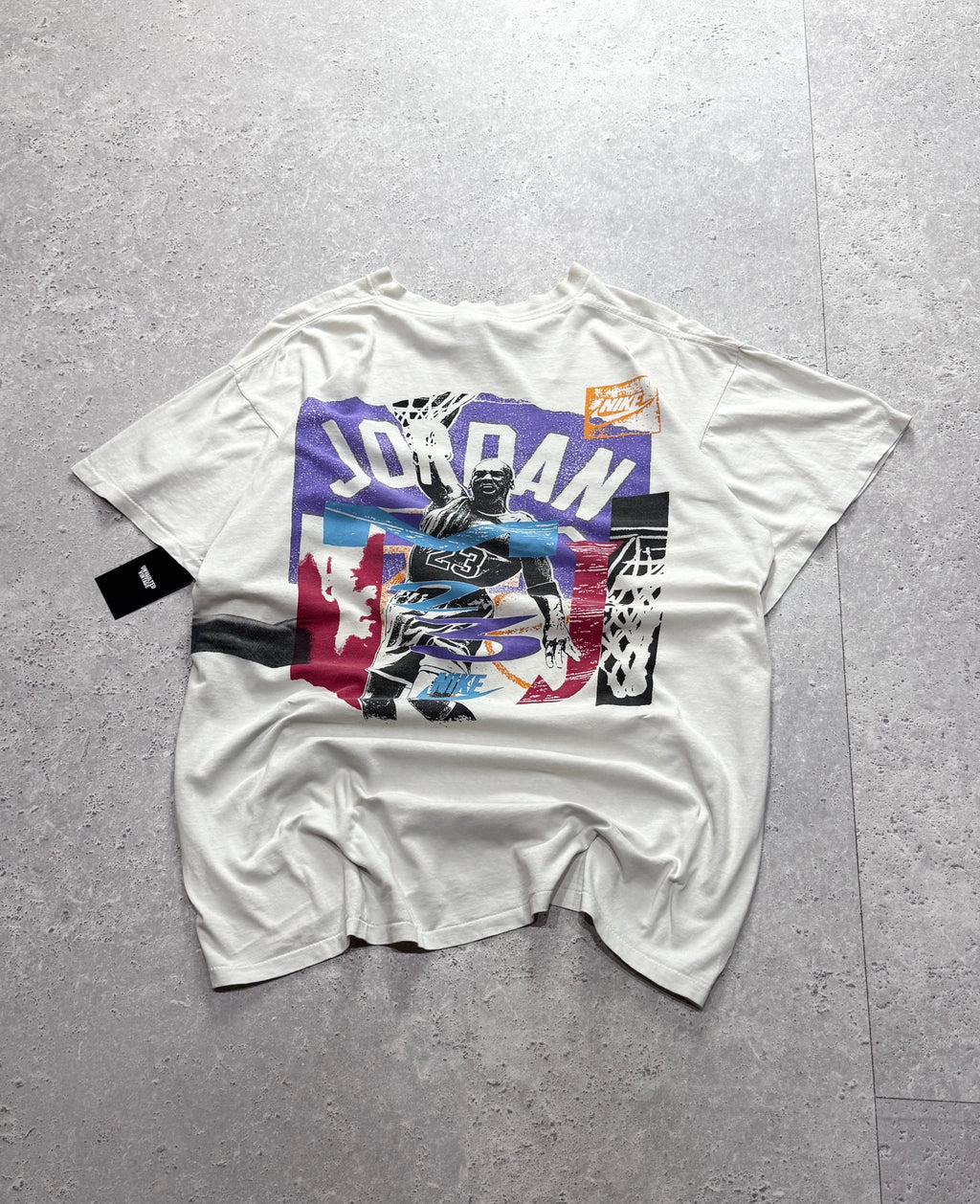 Vintage 90s Nike X Michael Jordan Wrap Around Tee (XL)