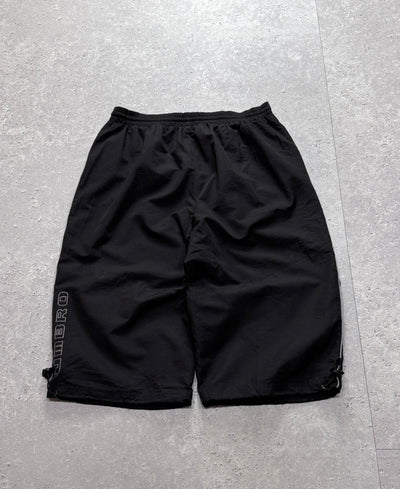 Vintage 2000s Umbro Spellout 3/4 Track Shorts (L)