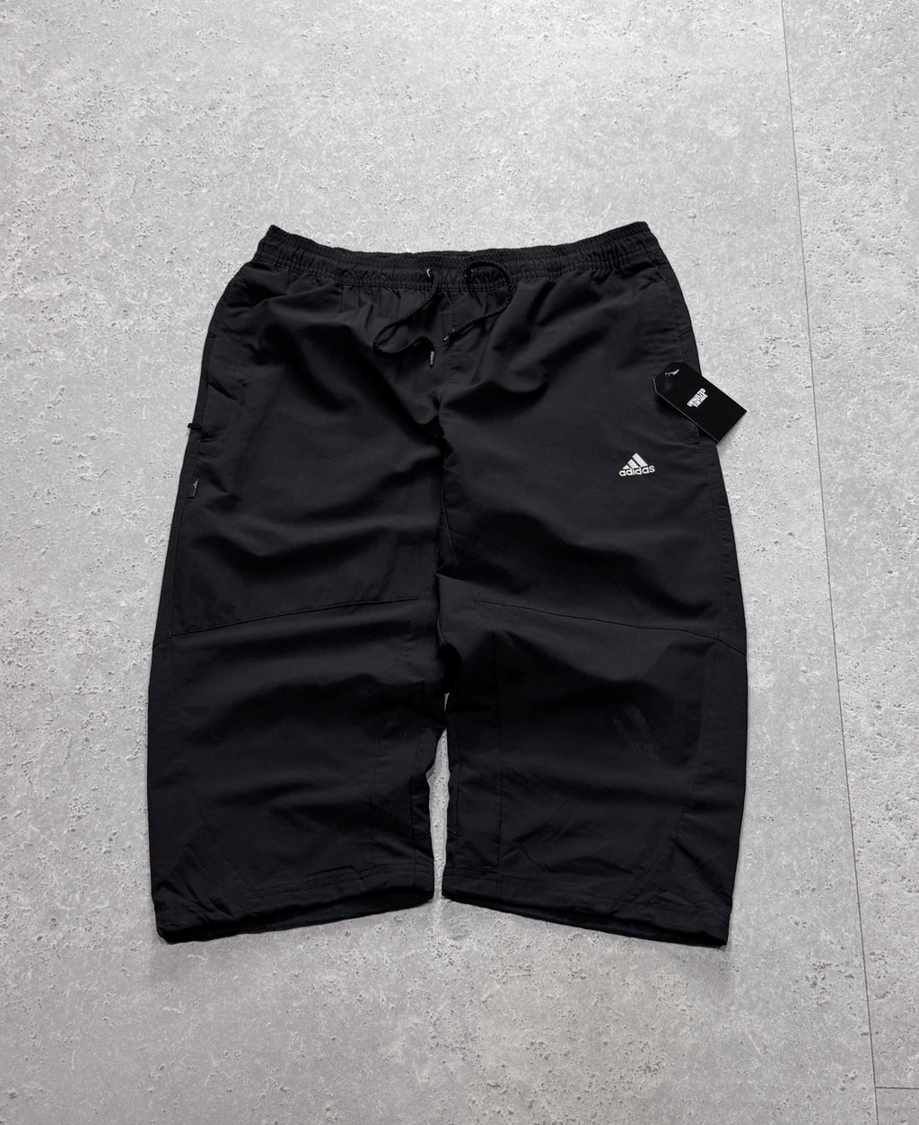 Vintage 2000s Adidas 3/4 Track Shorts (M)