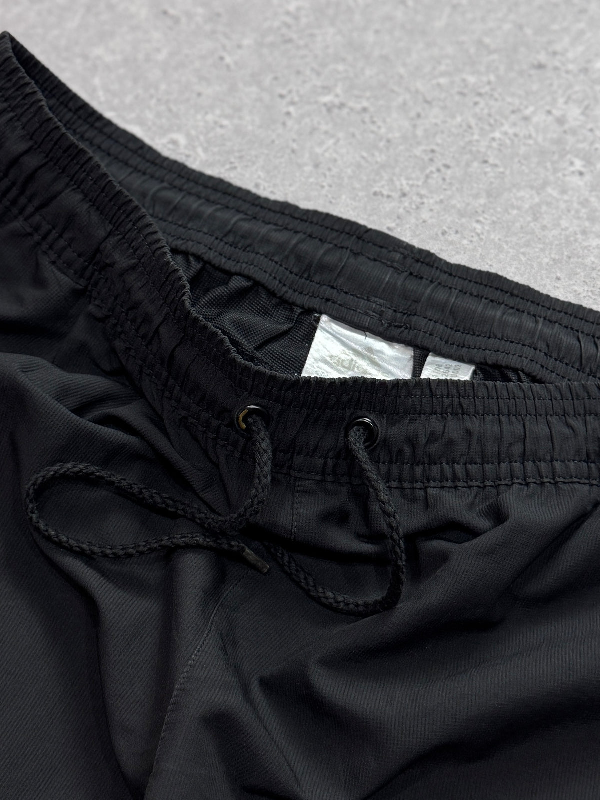 Vintage 2000s Adidas 3/4 Track Shorts (M)