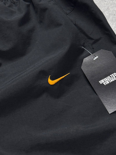 Vintage 2000s Nike Shox 3/4 Track Shorts (L)