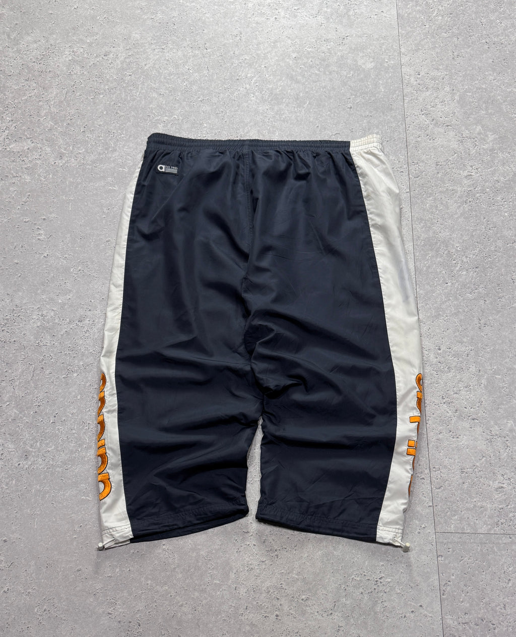 Vintage 2000s Adidas 3/4 Track Shorts (XL)