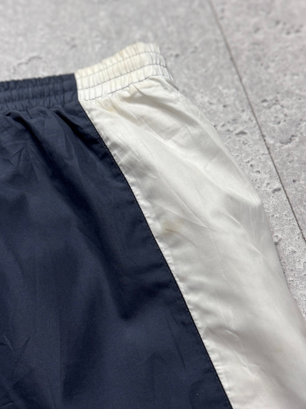 Vintage 2000s Adidas 3/4 Track Shorts (XL)