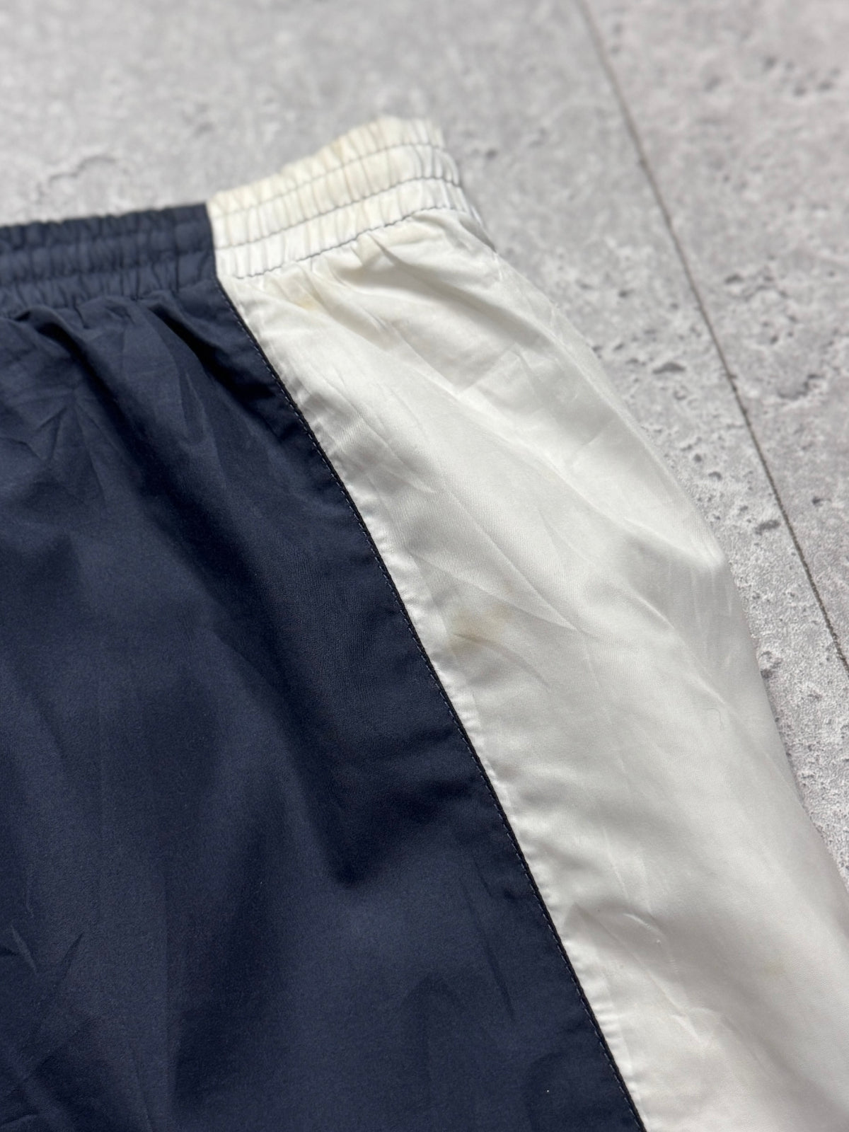 Vintage 2000s Adidas 3/4 Track Shorts (XL)
