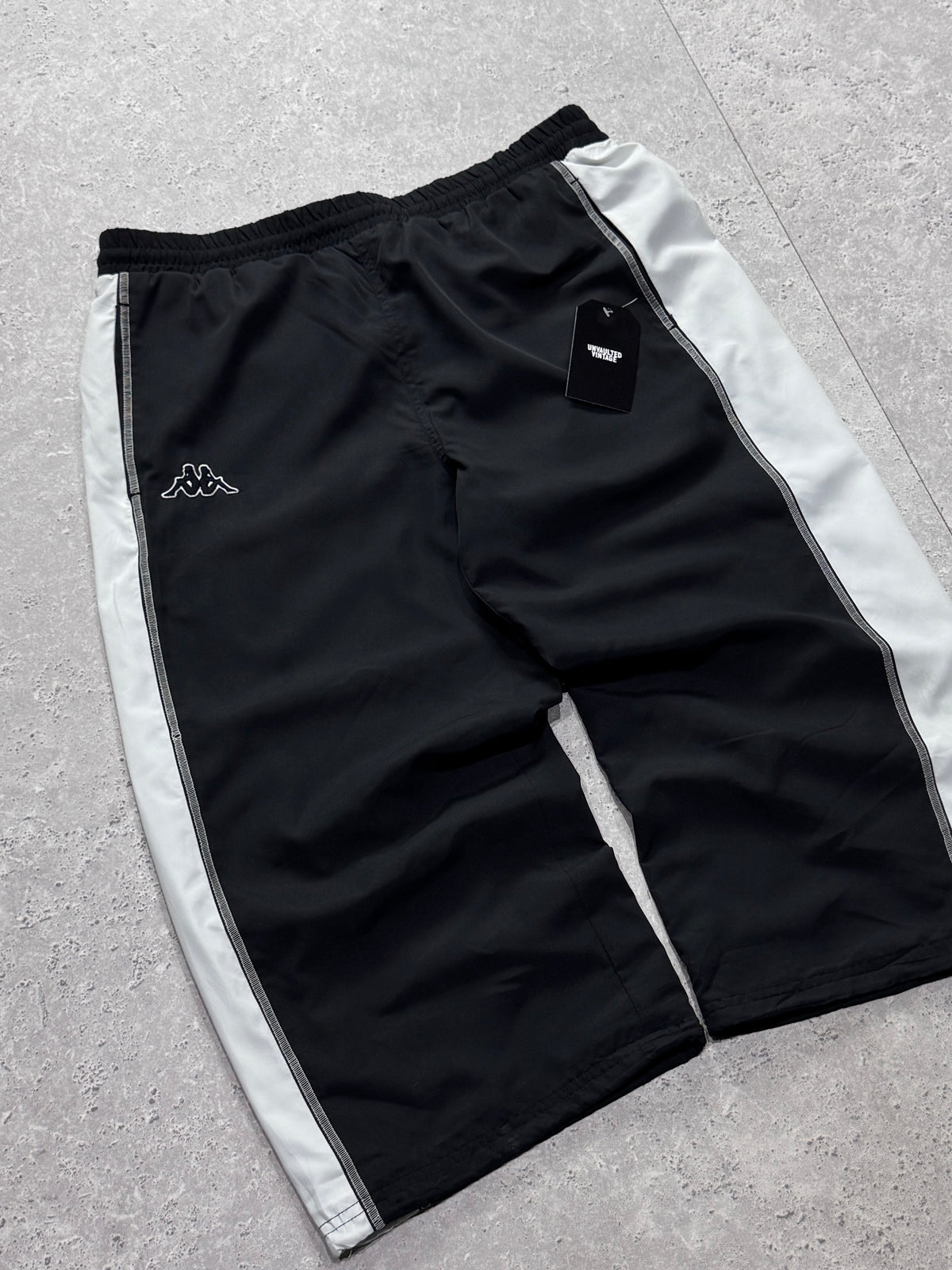 Vintage 2000s Kappa Adjustable 3/4 Track Shorts (M)