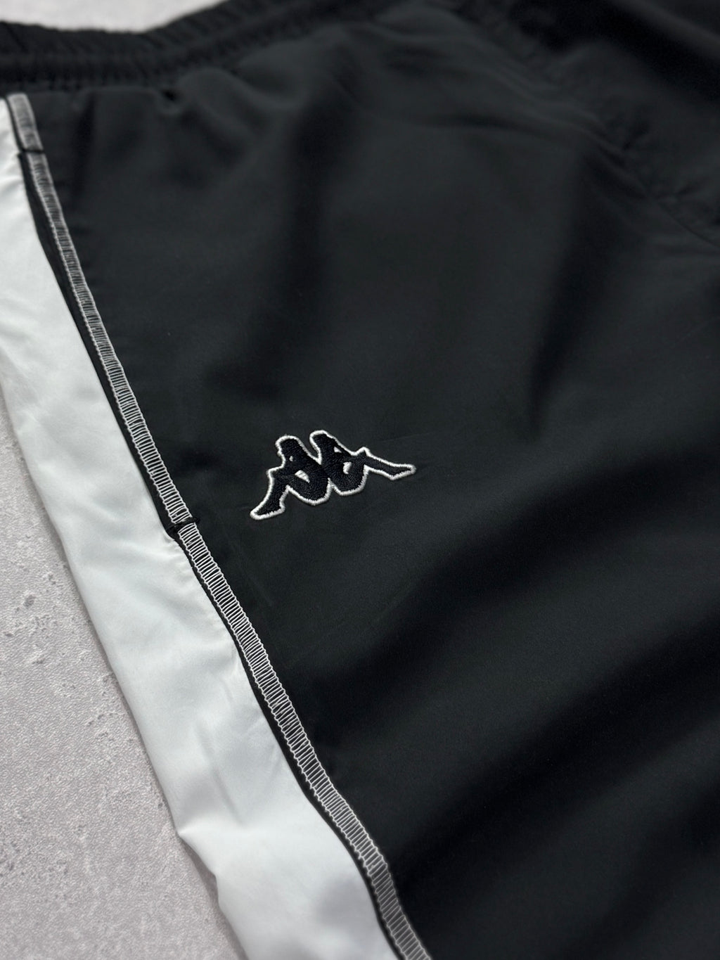 Vintage 2000s Kappa Adjustable 3/4 Track Shorts (M)