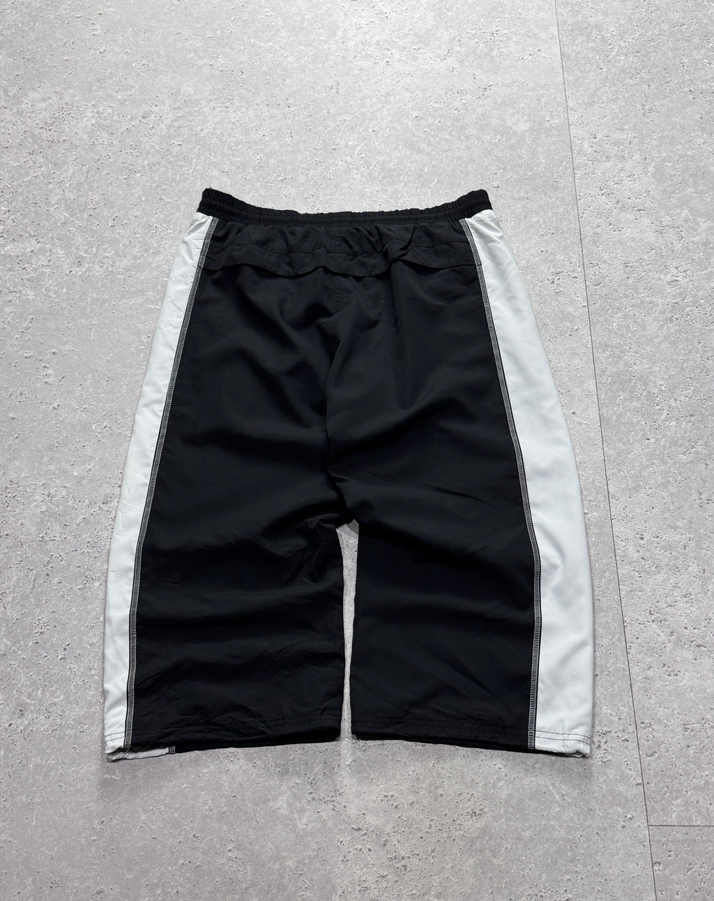Vintage 2000s Kappa Adjustable 3/4 Track Shorts (M)