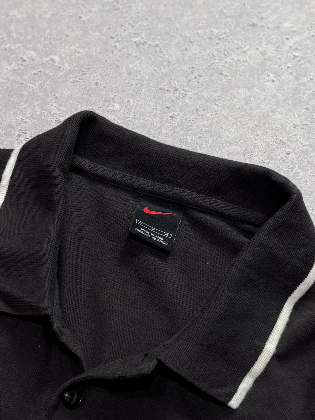 Vintage 2000s Nike Polo Shirt (L)